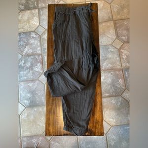 Old Navy Linen Cropped Pants